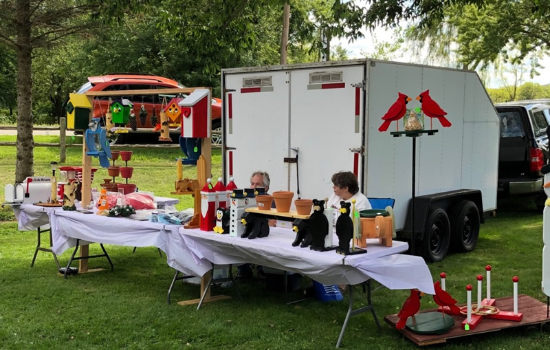 https://www.dundeemill.org/pictures/2019/15 Vendor (2).jpg